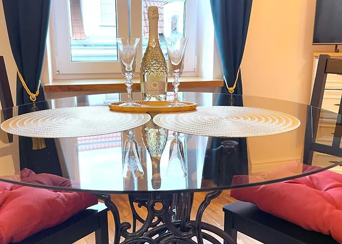 H&t Old Town św Ducha 31 Apartament